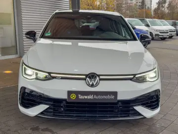 Golf VIII R Perf. 2.0 TSI DSG LEDER/PANO/DCC/HK