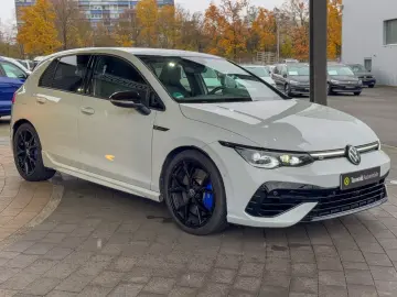Golf VIII R Perf. 2.0 TSI DSG LEDER/PANO/DCC/HK