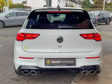 Golf VIII R Perf. 2.0 TSI DSG LEDER/PANO/DCC/HK