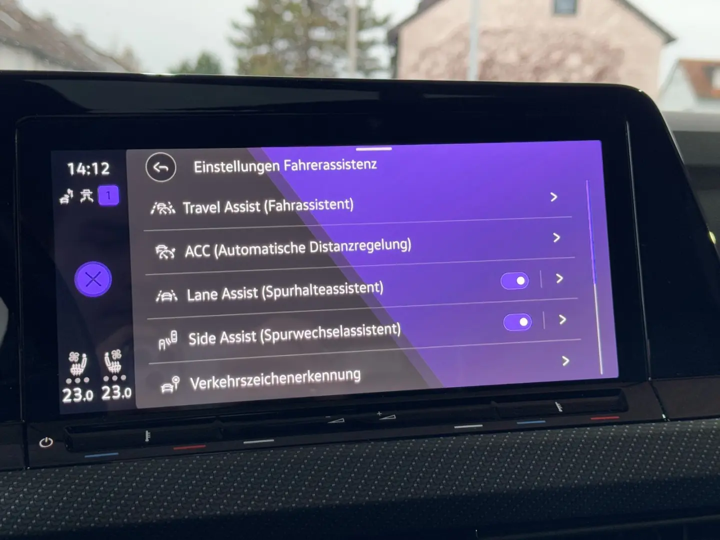 Golf VIII R Perf. 2.0 TSI DSG LEDER/PANO/DCC/HK