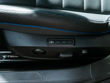 Golf VIII Lim. R 4Motion