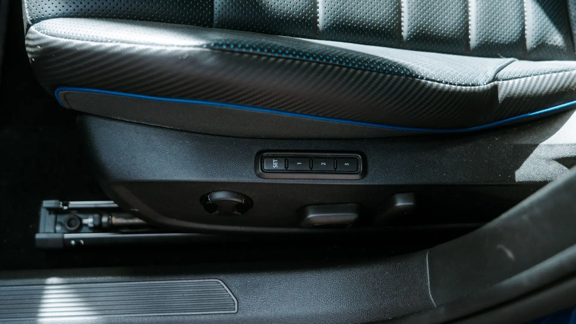 Golf VIII Lim. R 4Motion