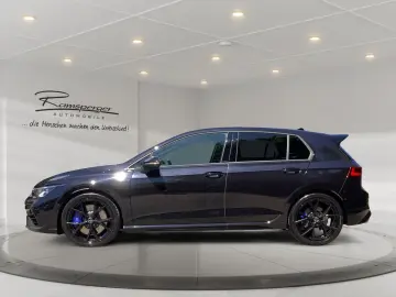 Golf VIII 2.0 TSI DSG R 4M. ACC R-Performance
