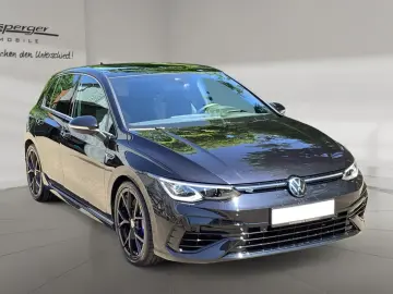 Golf VIII 2.0 TSI DSG R 4M. ACC R-Performance