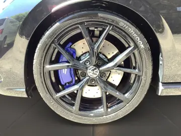 Golf VIII 2.0 TSI DSG R 4M. ACC R-Performance