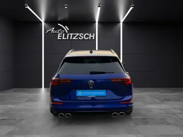 Golf VIII Variant R DSG MATRIX ACC HuD AID PANO 