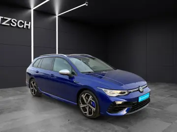 Golf VIII Variant R DSG MATRIX ACC HuD AID PANO 