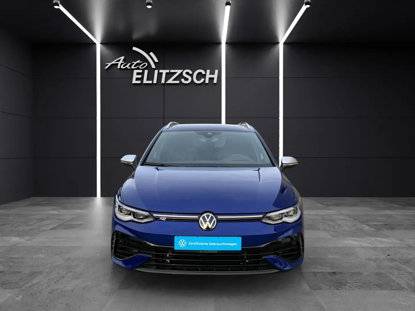 Golf VIII Variant R DSG MATRIX ACC HuD AID PANO 