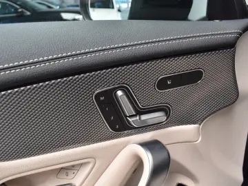 CLA 200*KAMERA*LED*NAVI*LEDER*SHZ*PDC*ALU*SPORT