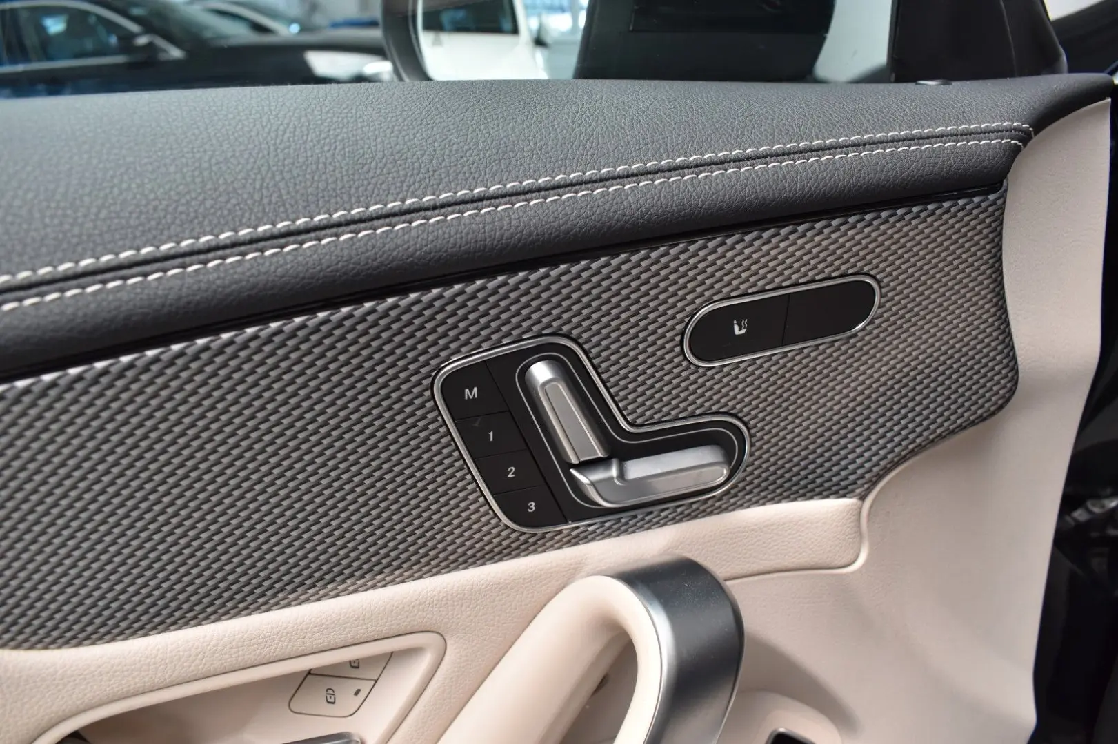 CLA 200*KAMERA*LED*NAVI*LEDER*SHZ*PDC*ALU*SPORT