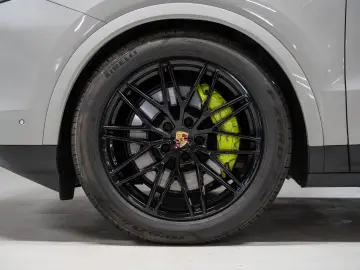 Cayenne E-Hybrid Sport Chrono HeadUp Soft-Close