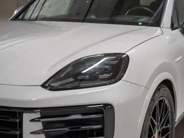 Cayenne E-Hybrid Sport Chrono HeadUp Soft-Close