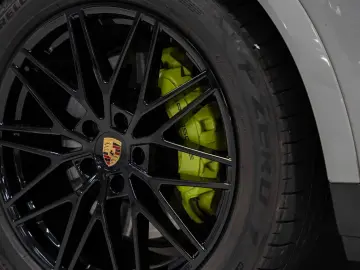 Cayenne E-Hybrid Sport Chrono HeadUp Soft-Close