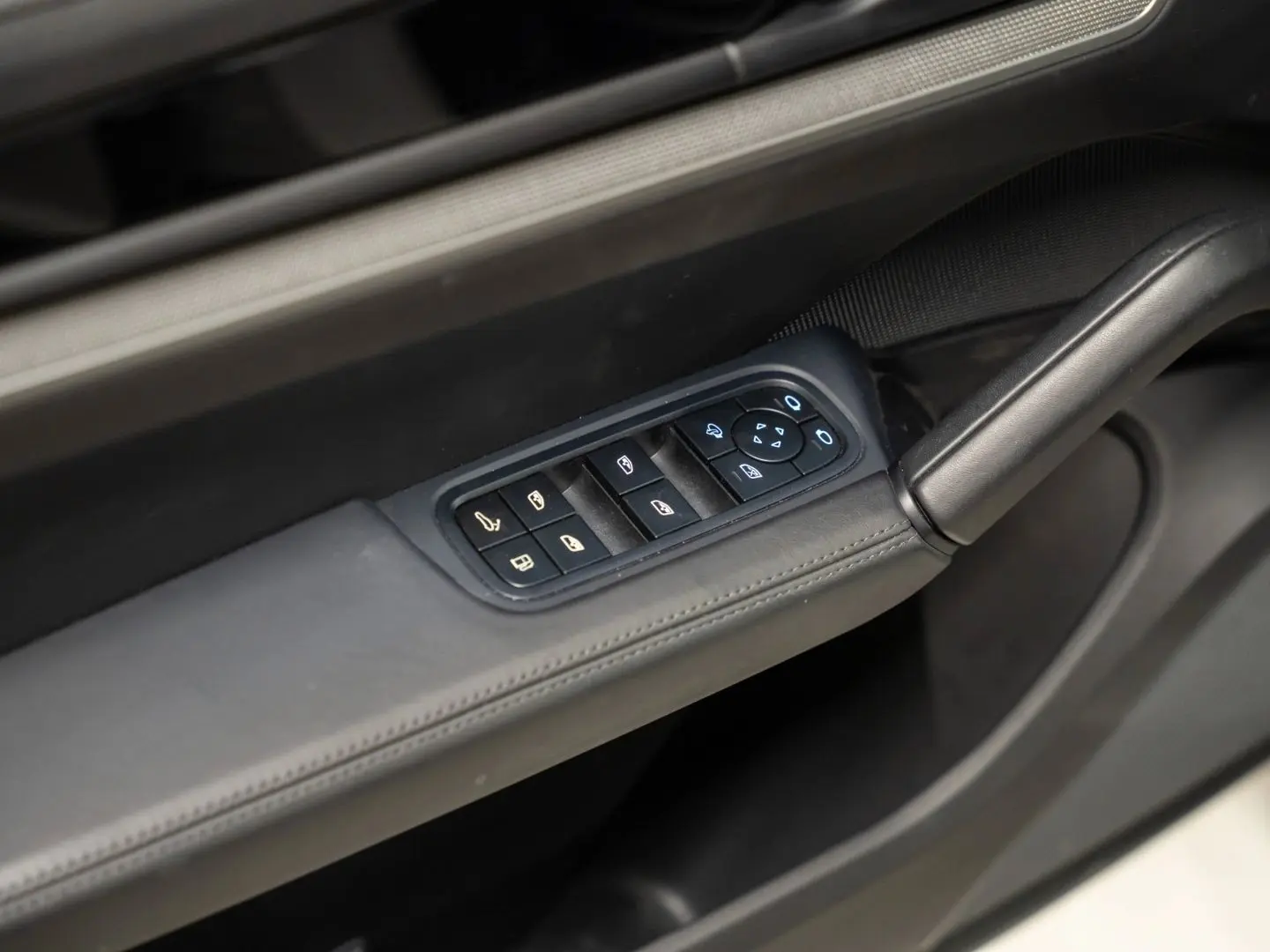 Cayenne E-Hybrid Sport Chrono HeadUp Soft-Close