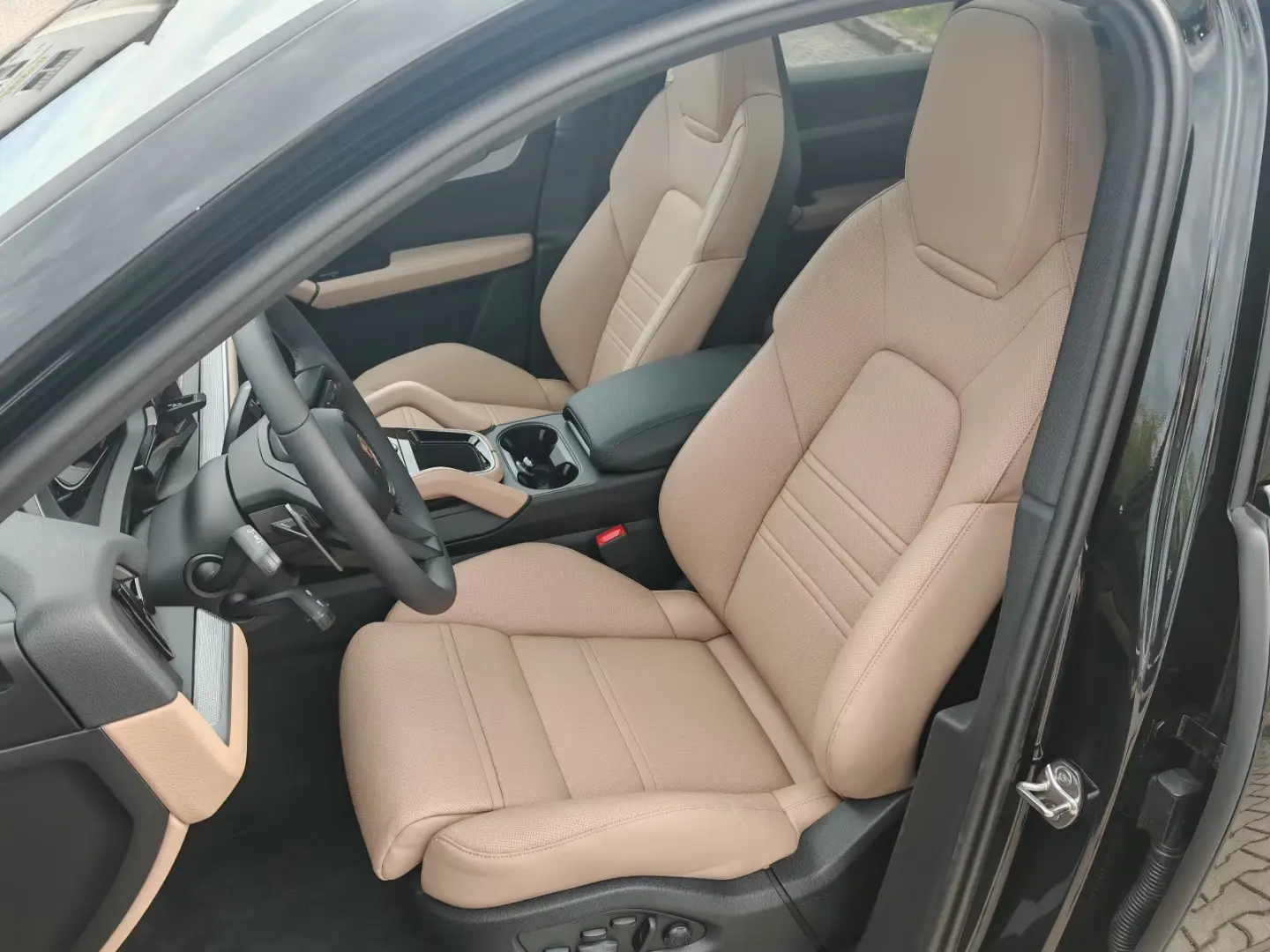 Porsche Cayenne 3.0 V6 Coupe MY2025 - SOFOR