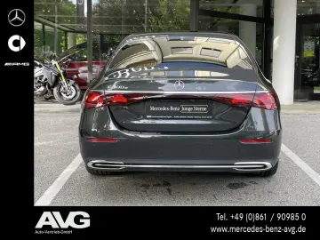 E 300 e Avantgarde Superscreen Pano Distr 19
