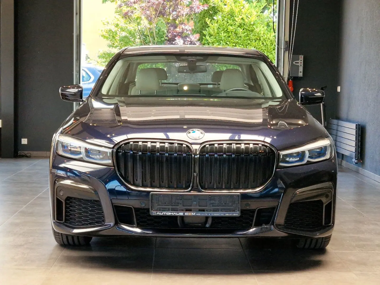730d M-Sport*LED*Sound*Navi*Head Up*