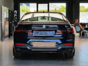 730d M-Sport*LED*Sound*Navi*Head Up*