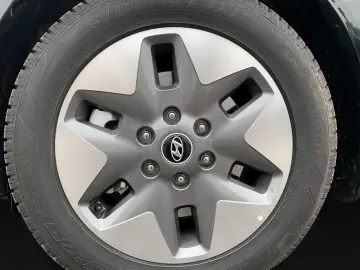 STARIA CRDi 4WD AT PRIME 9-Sitz el.ST+HK 360°Kam