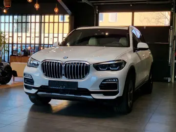 X5 xDrive45e xLine*LED*Head Up*Navi*Soft-Close*