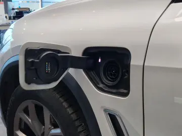 X5 xDrive45e xLine*LED*Head Up*Navi*Soft-Close*