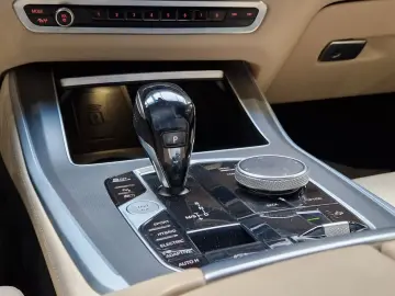 X5 xDrive45e xLine*LED*Head Up*Navi*Soft-Close*
