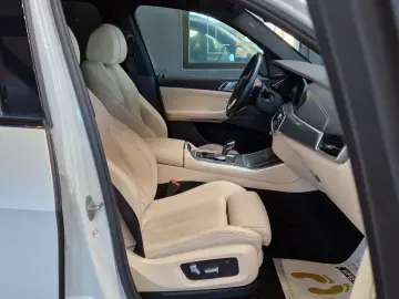X5 xDrive45e xLine*LED*Head Up*Navi*Soft-Close*