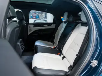 Porsche Cayenne Coupe