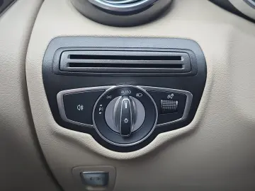 GLC 300 e Pano*360°*AHK*Multibeam*VollLeder*ACC
