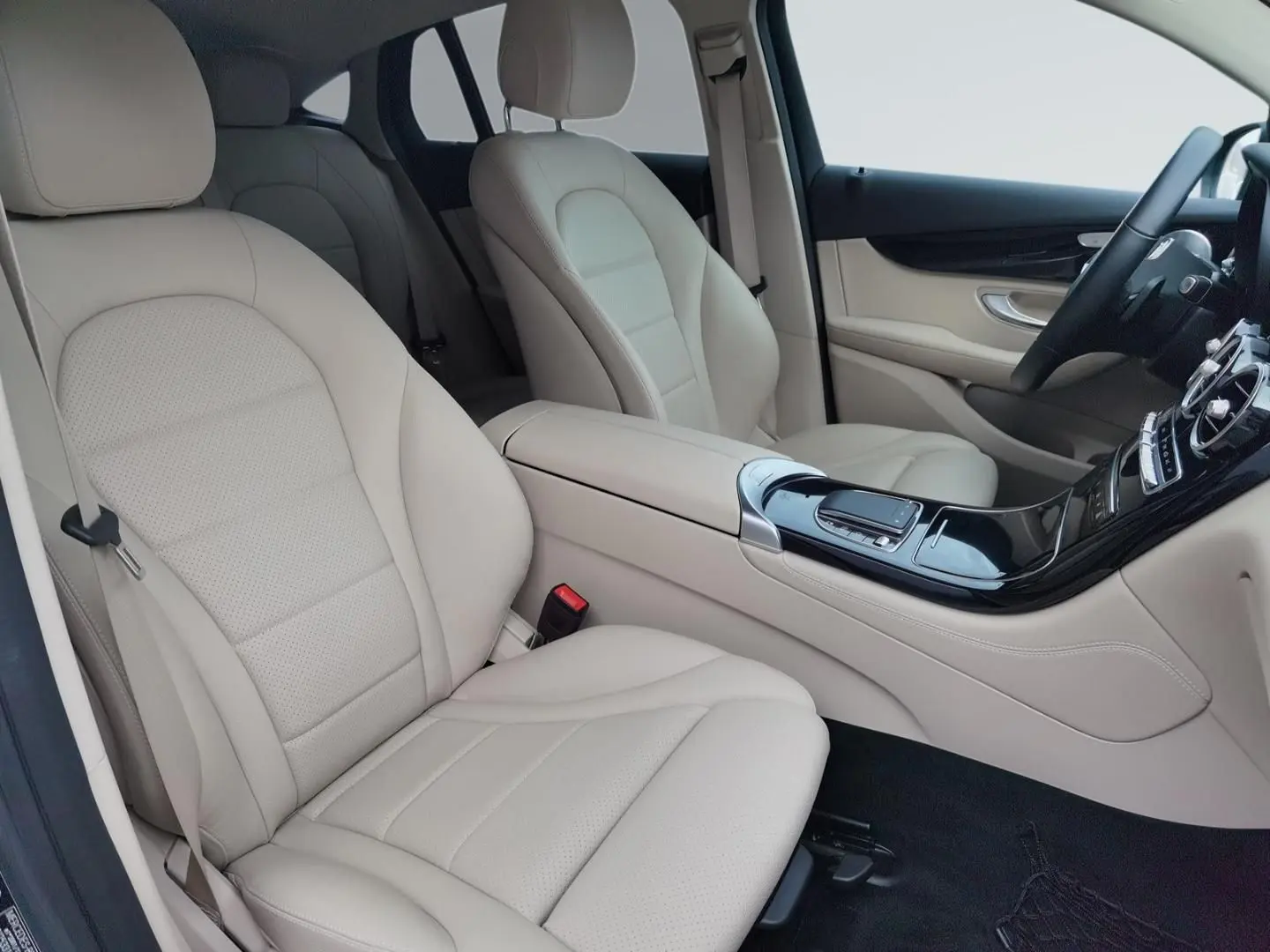 GLC 300 d 4Matic BURMESTER NIGHT-PAKET KOMFORT-P