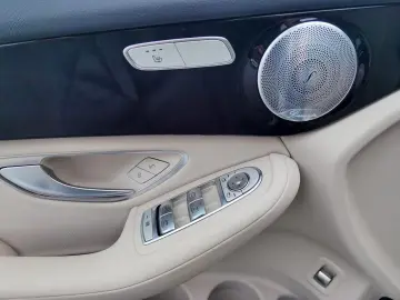 GLC 300 d 4Matic BURMESTER NIGHT-PAKET KOMFORT-P