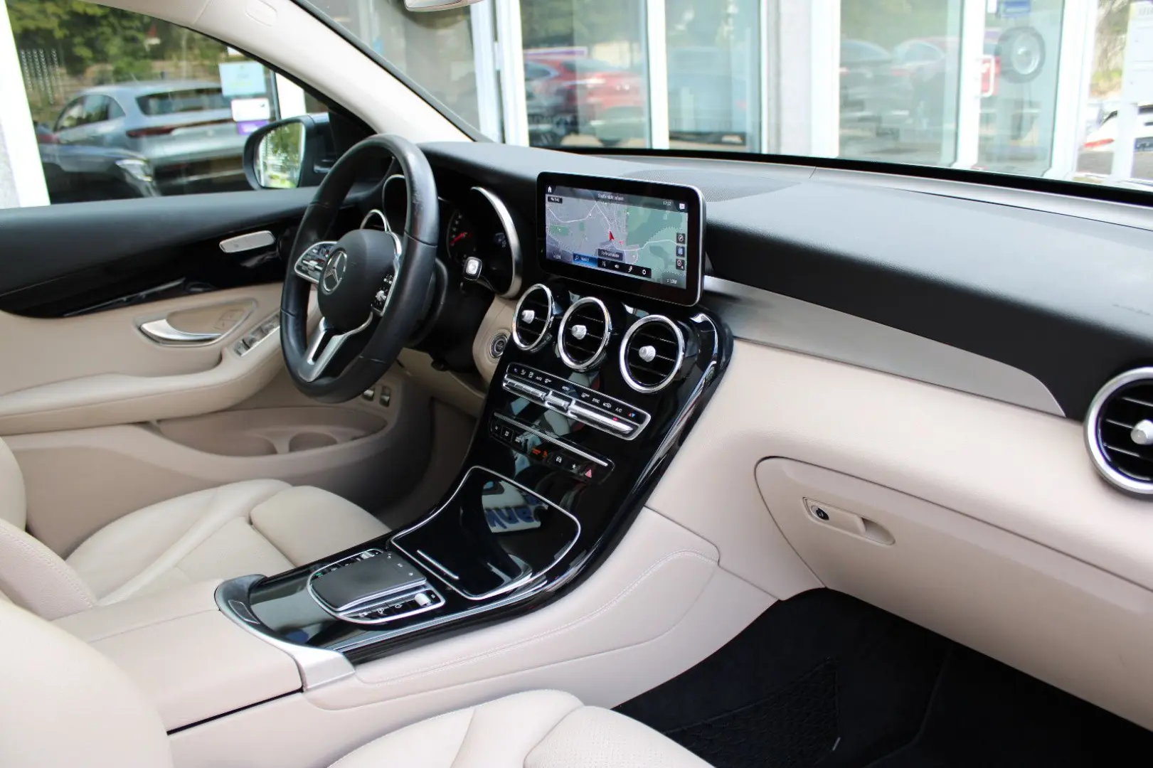 GLC 220d 4Matic Coupe/AMG/Glasd/ACC/Leder/Kamera