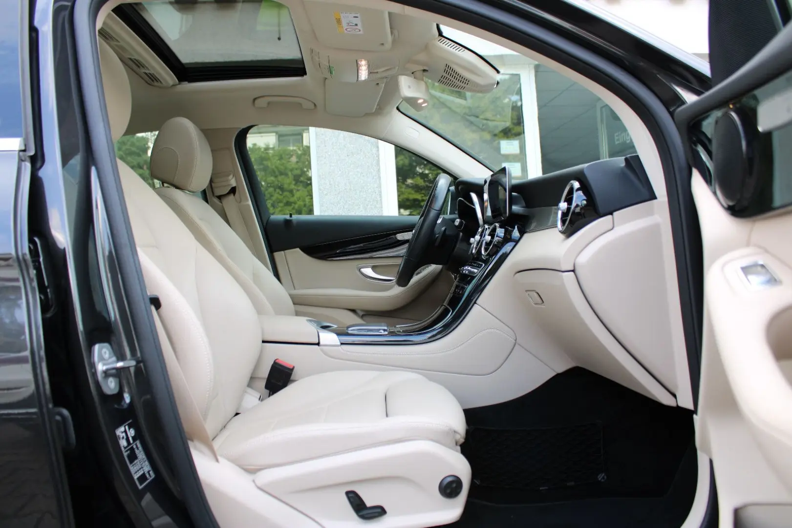 GLC 220d 4Matic Coupe/AMG/Glasd/ACC/Leder/Kamera