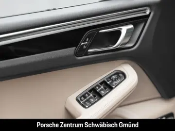 Macan S Burmester Panoramadach Luftfederung LED