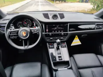 Macan T 