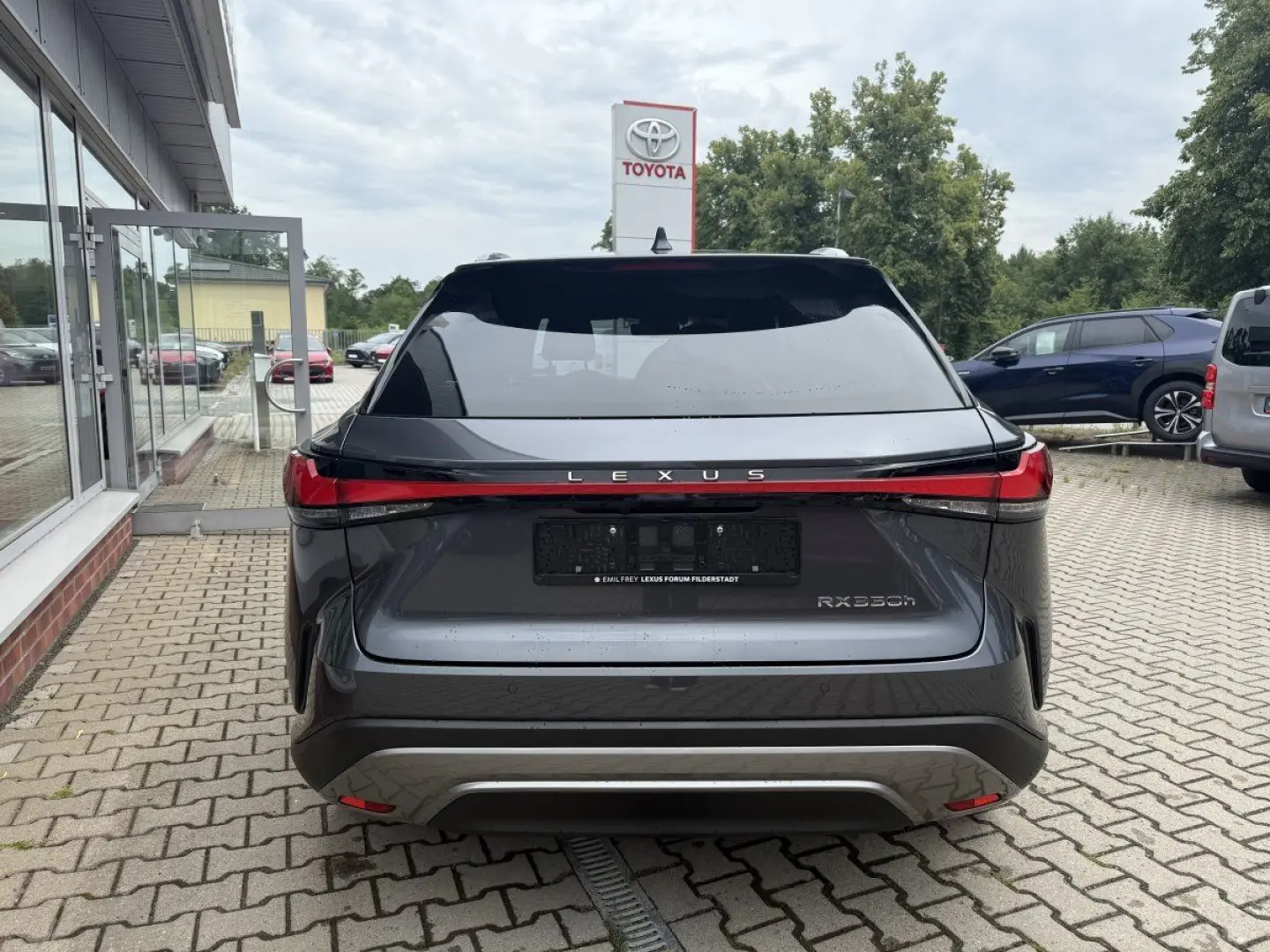 RX  350h  Luxury Line
