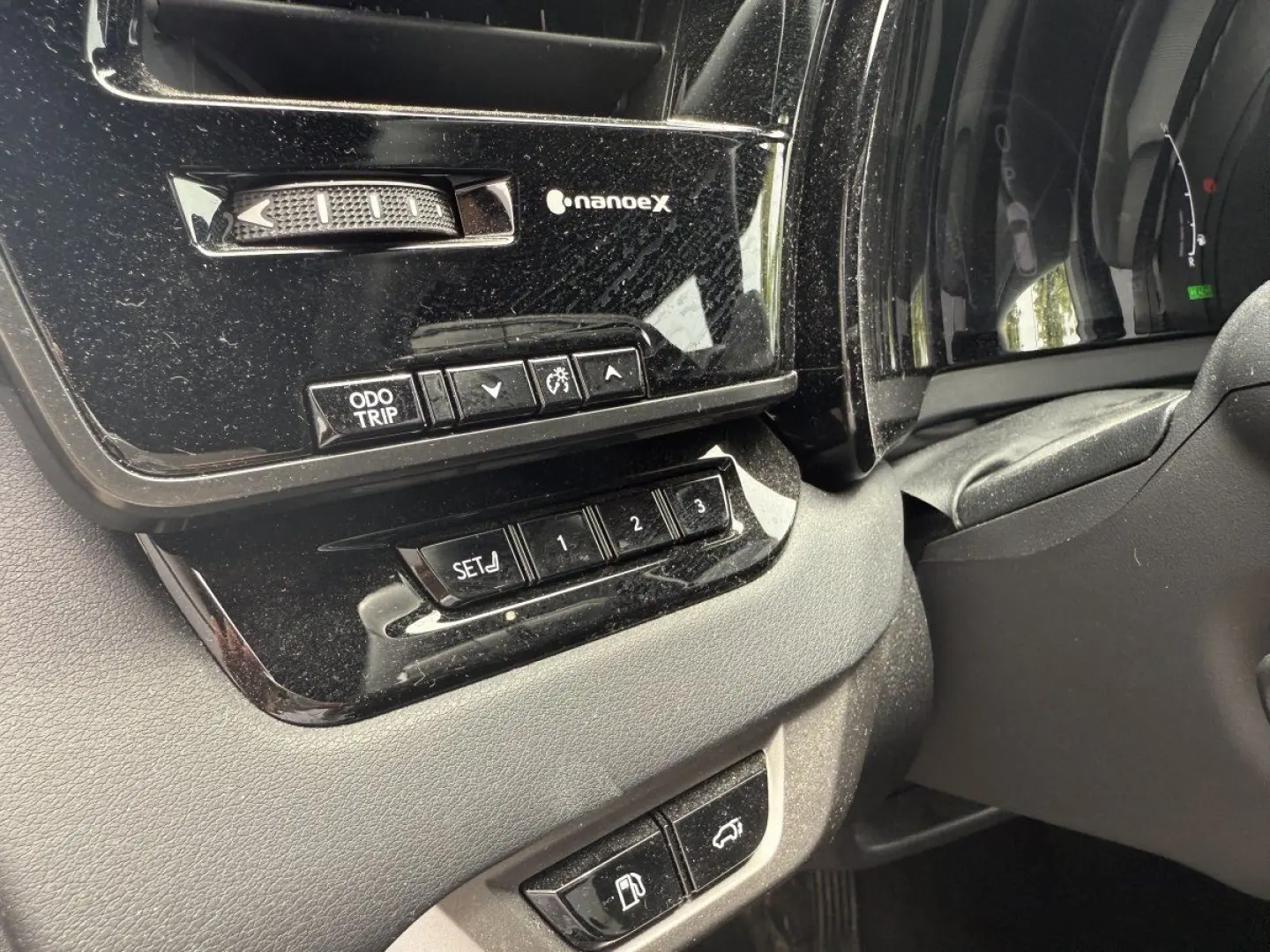 RX  350h  Luxury Line