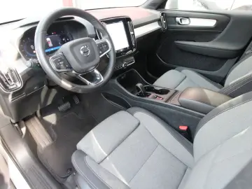 XC40 Core B3~Facelift~DAB~Pilot~uvm~