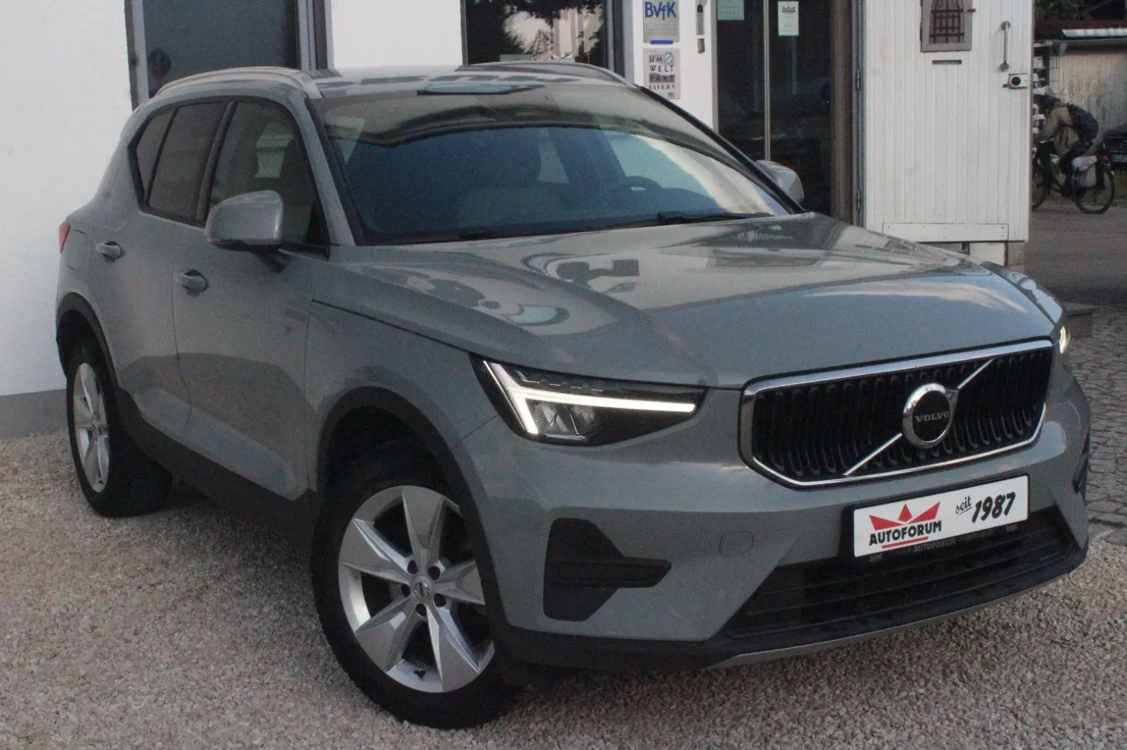 XC40 Core B3~Facelift~DAB~Pilot~uvm~