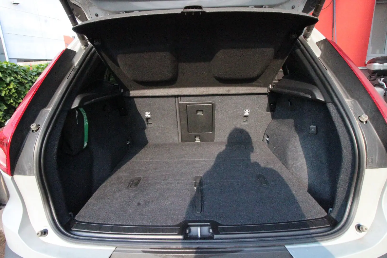 XC40 Core B3~Facelift~DAB~Pilot~uvm~