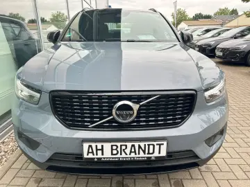 XC40 R Design B4 Navi Leder Digitales Cockpit Me