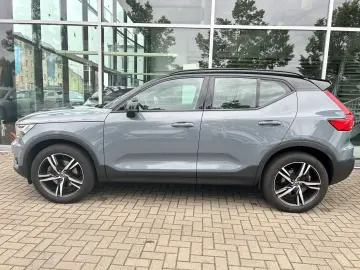 XC40 R Design B4 Navi Leder Digitales Cockpit Me