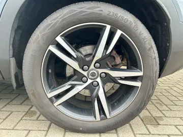 XC40 R Design B4 Navi Leder Digitales Cockpit Me