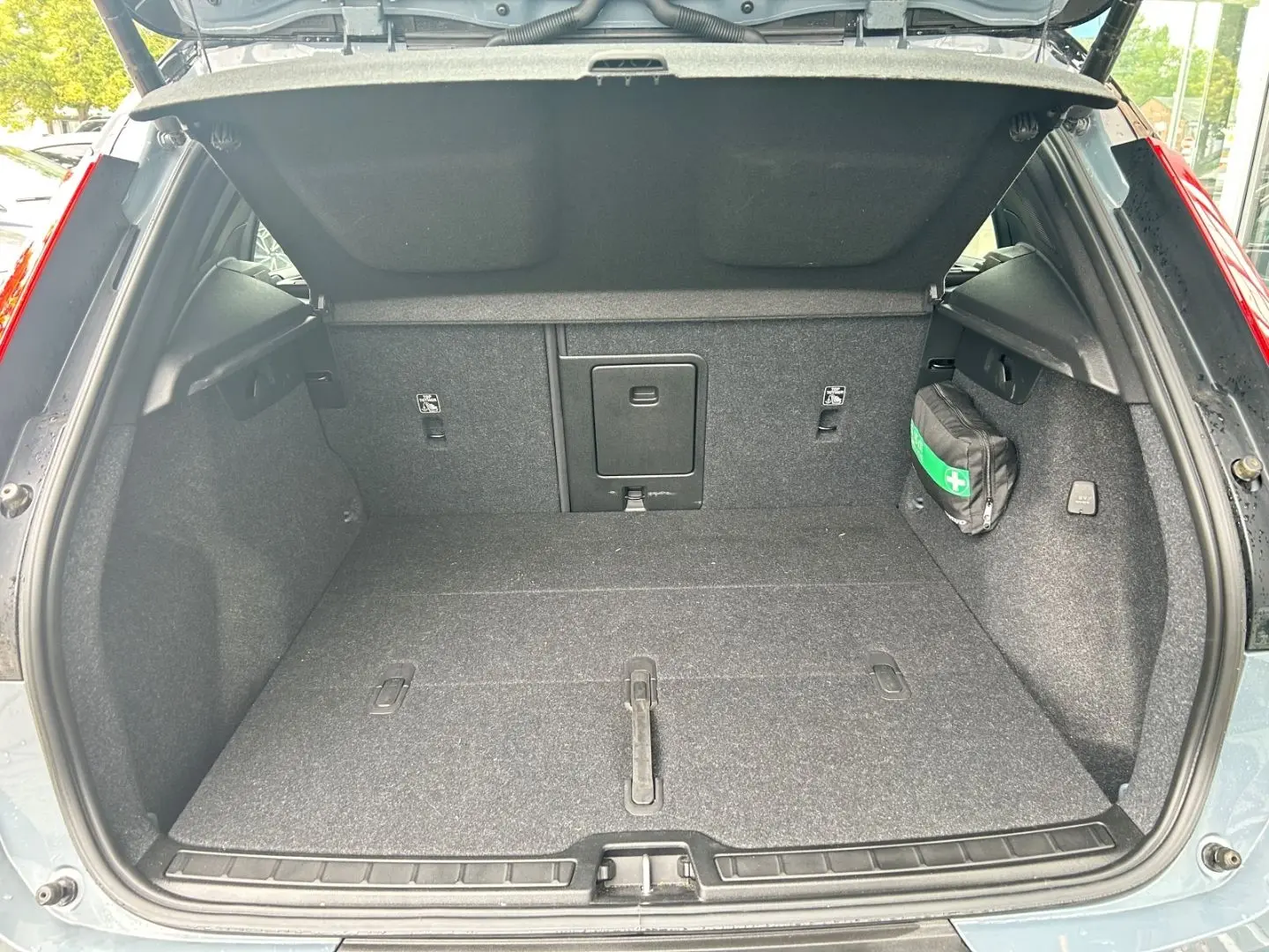 XC40 R Design B4 Navi Leder Digitales Cockpit Me