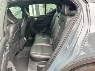 XC40 R Design B4 Navi Leder Digitales Cockpit Me