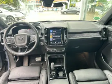 XC40 R Design B4 Navi Leder Digitales Cockpit Me