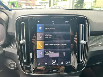 XC40 R Design B4 Navi Leder Digitales Cockpit Me