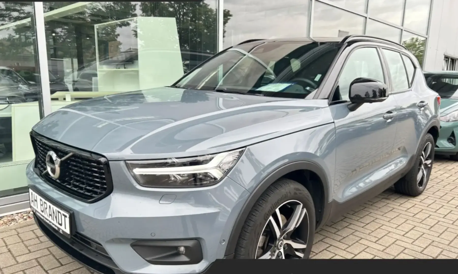 XC40 R Design B4 Navi Leder Digitales Cockpit Me