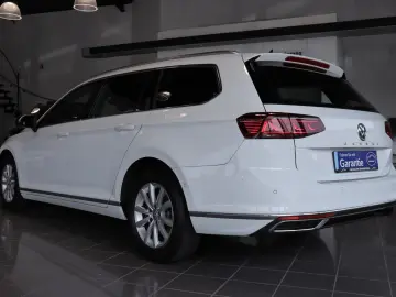 Passat Var 2.0 TDI Elegance *IQ-LIGHT*KAMERA*ACC