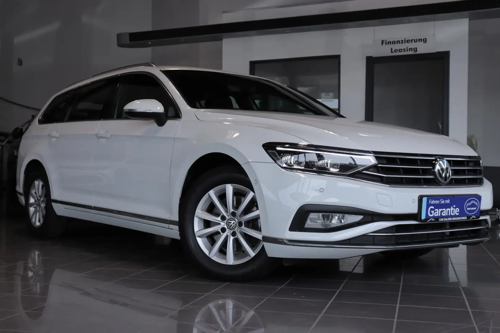 Passat Var 2.0 TDI Elegance *IQ-LIGHT*KAMERA*ACC